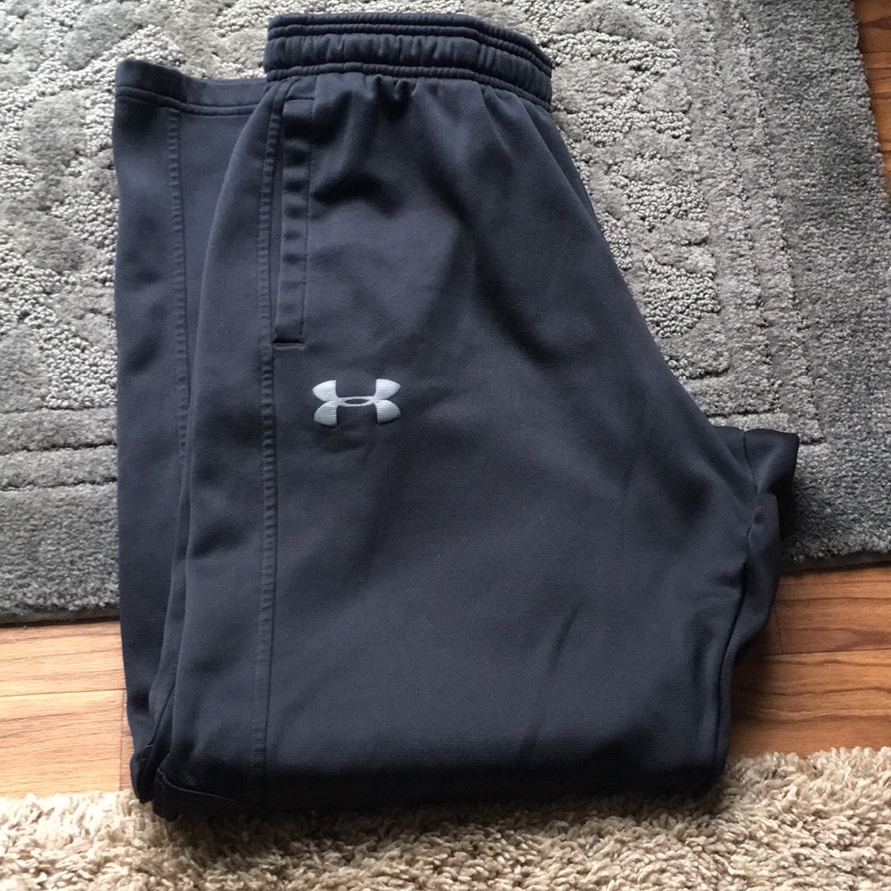Mens Under Armour black pants